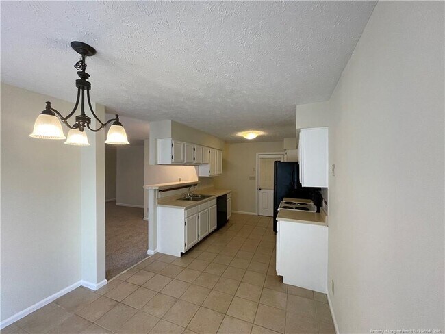 Foto del edificio - 6124 Garden Ct