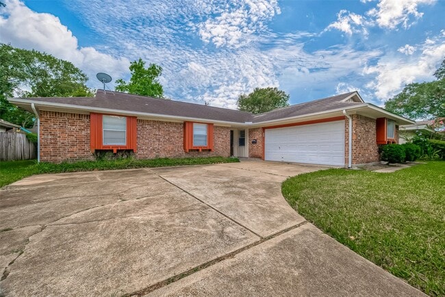 Building Photo - 5711 Braesvalley Dr