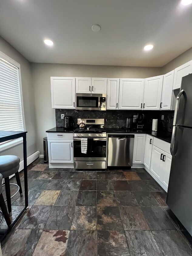 Foto principal - 119 1st St