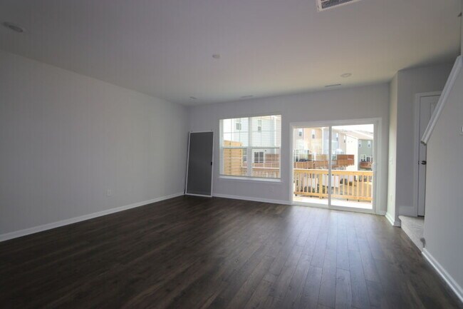 Foto del edificio - 1082 Manorhaven Dr