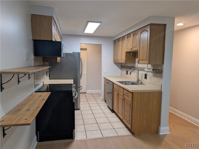 Foto del edificio - 273 Watertree Dr