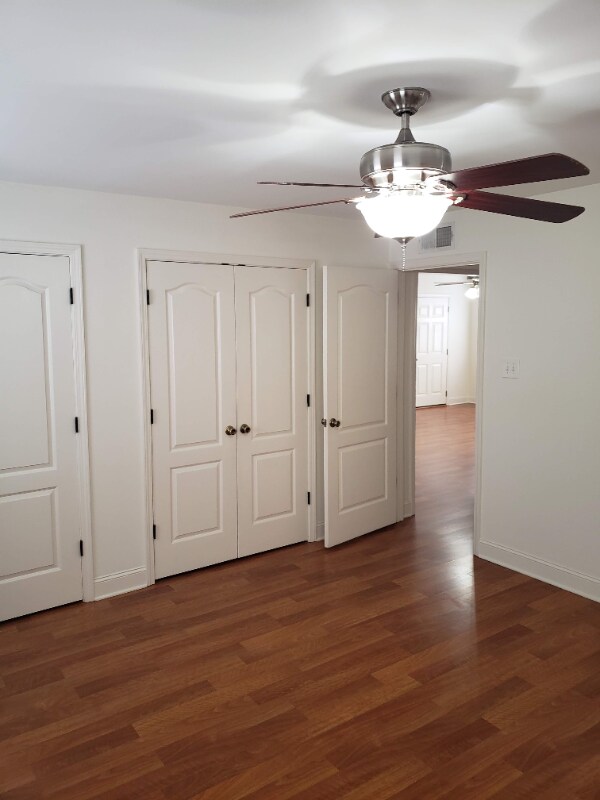 Foto del edificio - 1616 Hickory Ave