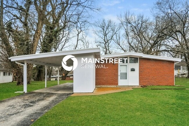 Building Photo - 3 Bedroom Pet-Friendly Home in St. Louis, ...