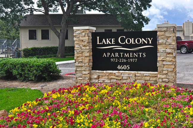 Lake Colony Apartments Garland