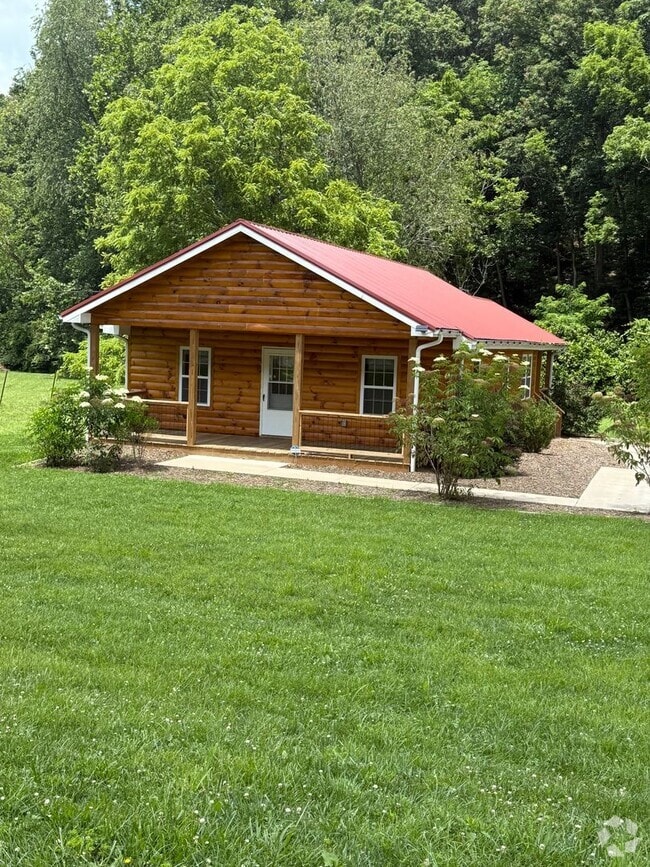 Building Photo - 5881 US-23 ALT