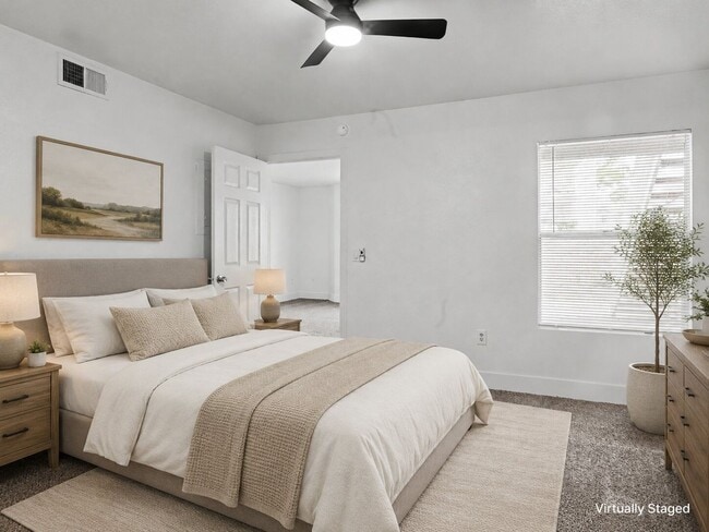 Foto del edificio - 6800 E Lake Mead Blvd