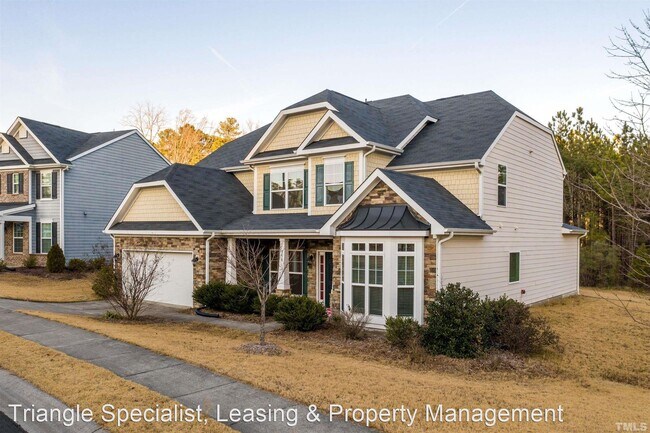 Foto del edificio - 5 br, 3.5 bath House - 350 Callandale Lane