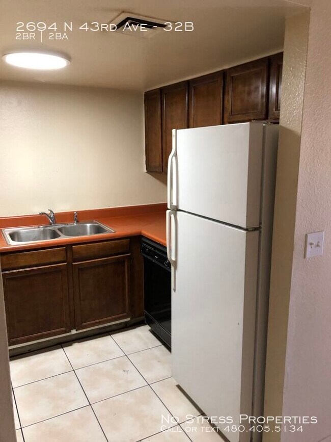 Foto del edificio - 2 Bed Condo At 43rd Ave and Thomas!