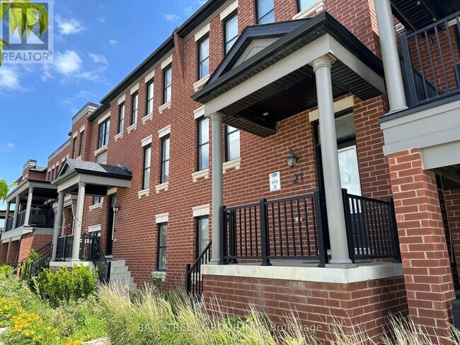 Photo du bâtiment - 980-980 Logan Dr