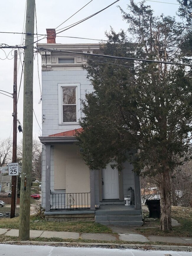 Building Photo - 3642 Glenway Ave | 4 BR 1.5 BA