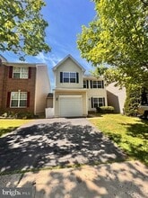 Building Photo - 2037 Cotton Tail Dr