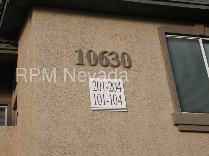 Foto principal - 10630 Calico Mountain Ave