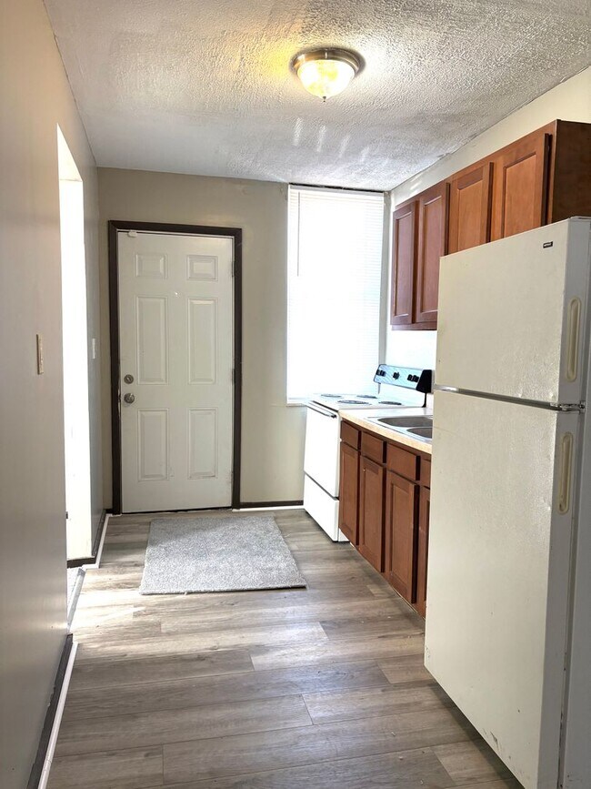 Foto del edificio - 401-407 Gilbert Street
