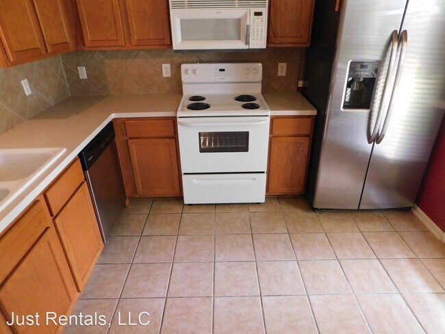 Building Photo - 3 br, 2 bath House - 3004 Tangent Ct