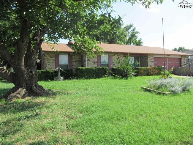 Building Photo - 4101 Northwest Fwy
