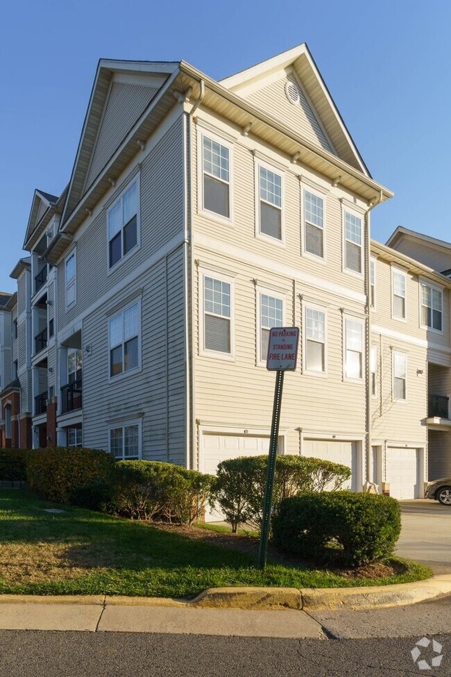 Building Photo - 11311 Aristotle Dr