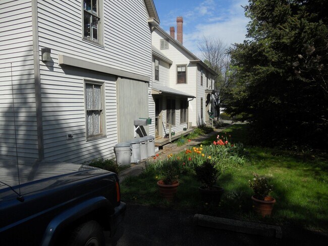 Building Photo - 73 Second St