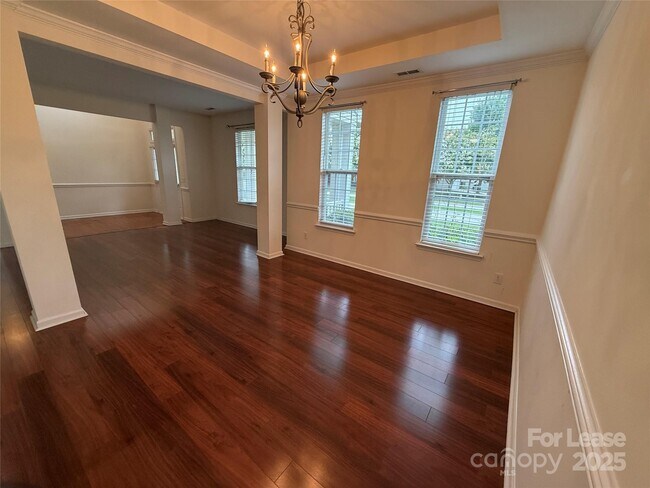 Foto del edificio - 11042 Woods Corner Ct