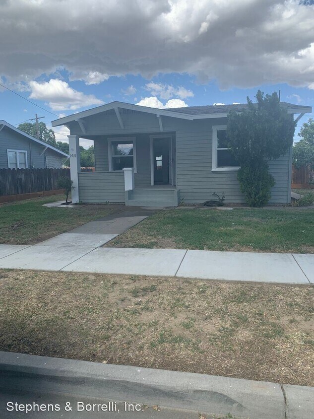144 6th St, Gustine, CA 95322 House Rental in Gustine, CA