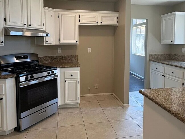 Foto del edificio - 11485 Millpond Rd