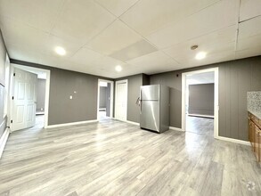Building Photo - 332 Kimball St
