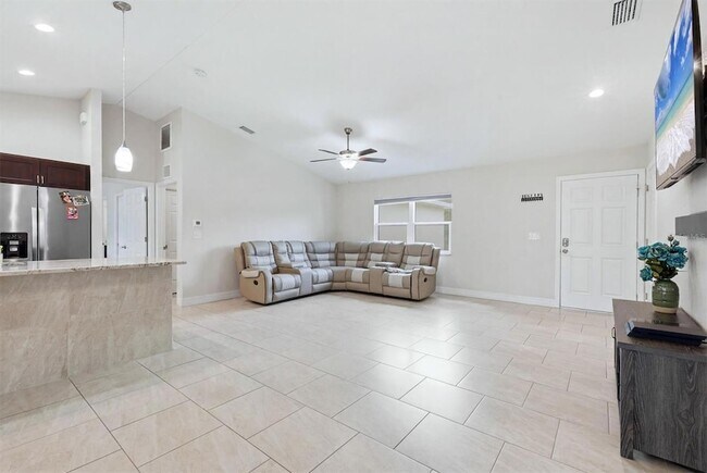 Foto del edificio - 1458 Richbriar Dr