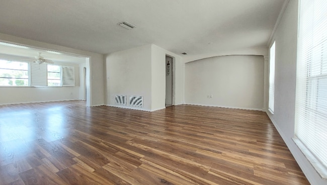 Building Photo - 3509 Margaret Dr