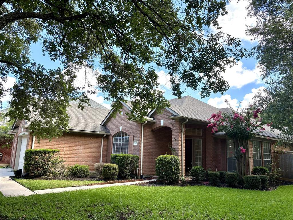 Foto principal - 4619 Springfield Lakes St