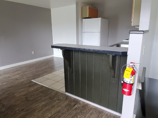 Building Photo - 70 Market St