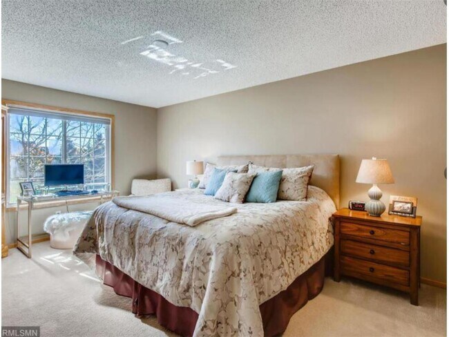 Foto del edificio - 3515 Cherry Ln