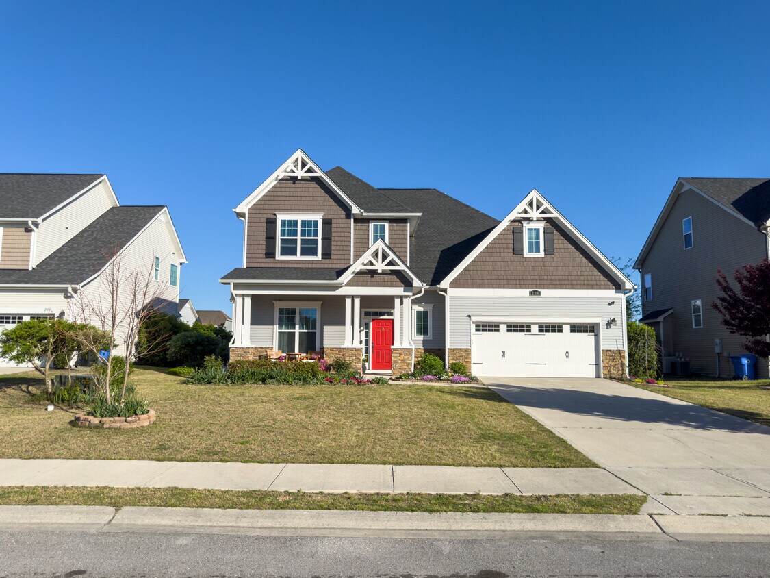 Primary Photo - 206 Willow Ridge Dr