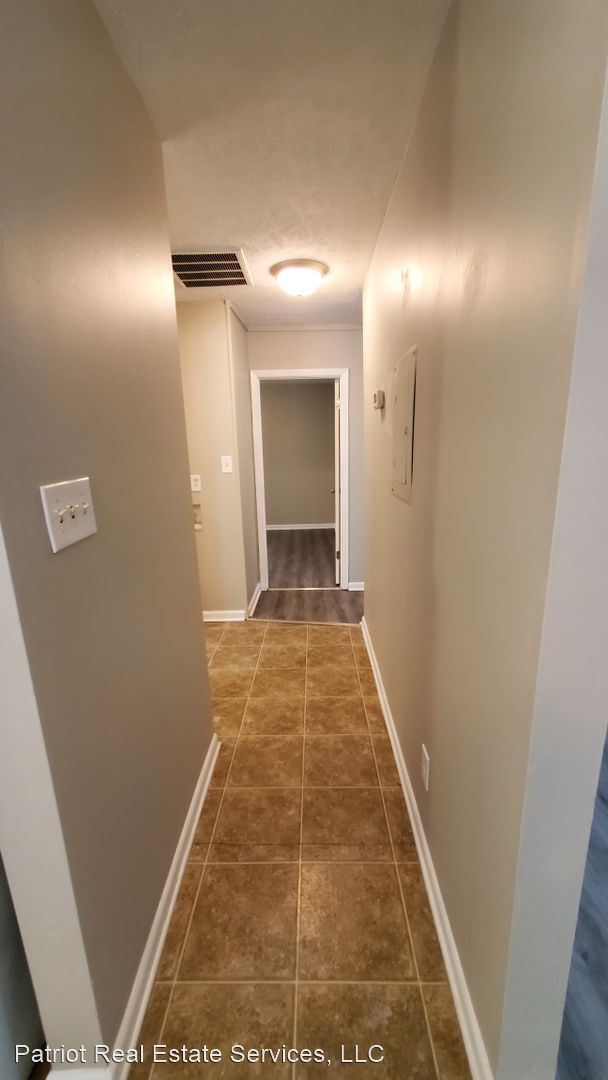 2 br, 1 bath House 1215 Pamalee Drive House Rental in Fayetteville