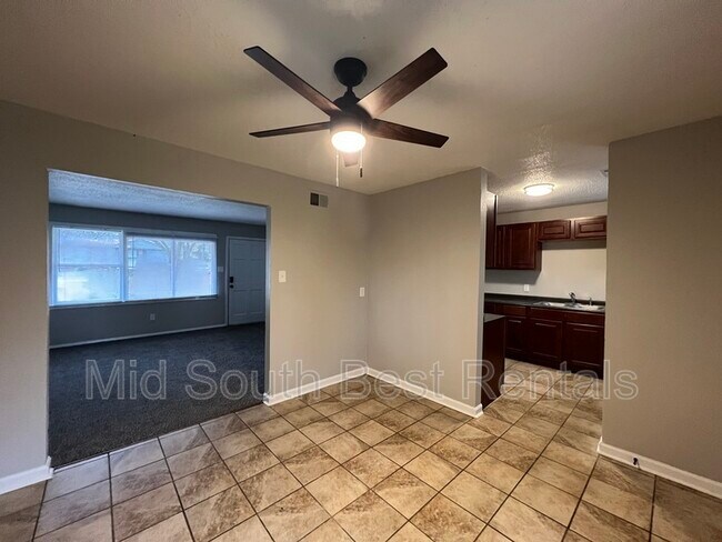 Foto del edificio - 2178 Pamela Dr