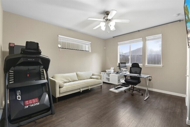 Building Photo - 241 N Lenox St