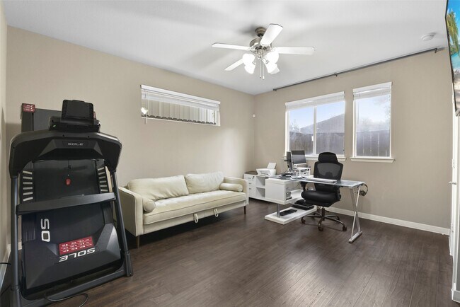 Foto del edificio - 241 N Lenox St