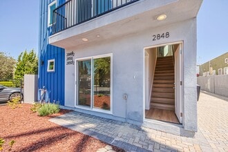 Building Photo - 2848 Virginia Rd