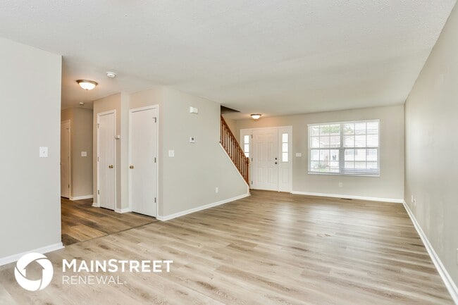 Foto del edificio - 104 Riverport Dr