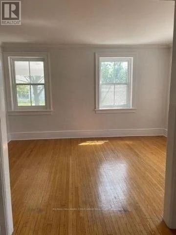 Building Photo - 378 King St W