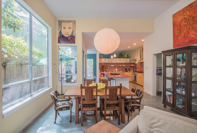 Foto del edificio - 2317 W 9th St