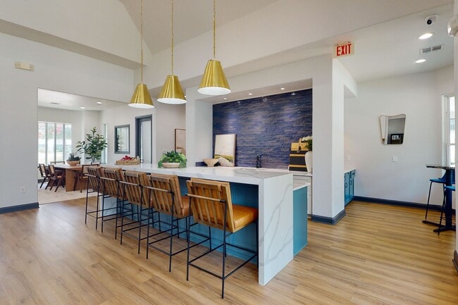 Building Photo - Remington Ranch