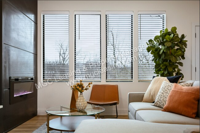 Building Photo - Stunning Ayden Place Townhome!
