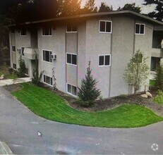 Building Photo - 2417 S Grand Blvd