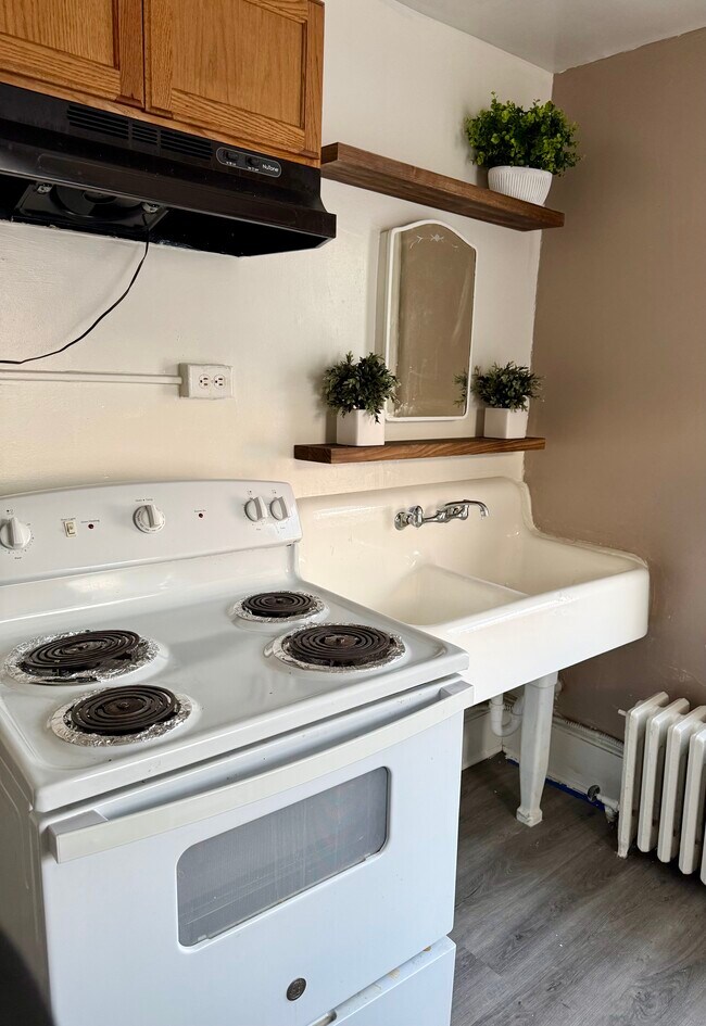 Foto del edificio - 93 Fullerton Ave