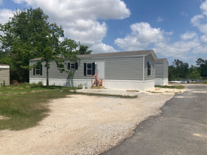 Primary Photo - 216 Genna Rd