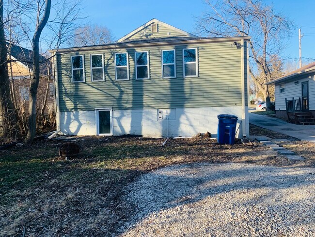 Rear with parking from alley - 106 Davis Ave