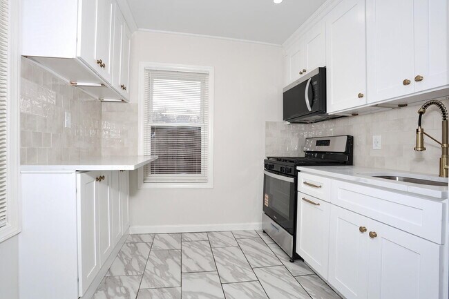 Foto del edificio - 31 Rea Ave