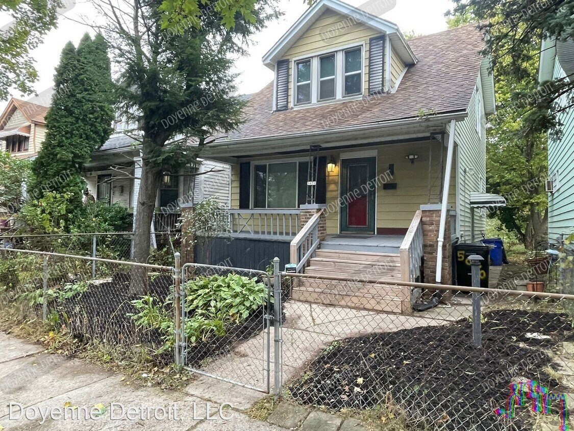 Primary Photo - 3 br, 1 bath House - 5070 Saint Clair