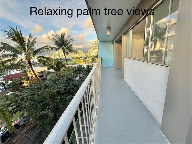 Foto del edificio - Oahu Surf 2 - 2 bdrm, 2 bath, 1 pkg, Free Water, Sewer, & Electricity