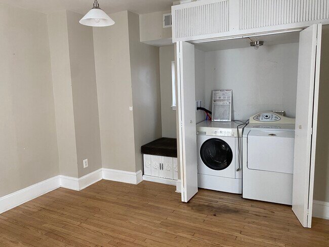 Foto del edificio - 1507 W 36th St