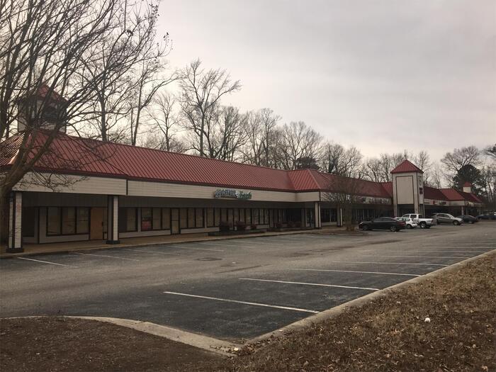 Building Photo - 484 Denbigh Blvd